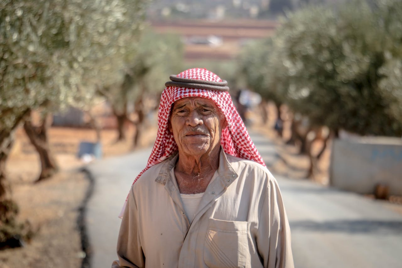 Bedouin Clothes: What are the clothes Bedouins wear? 